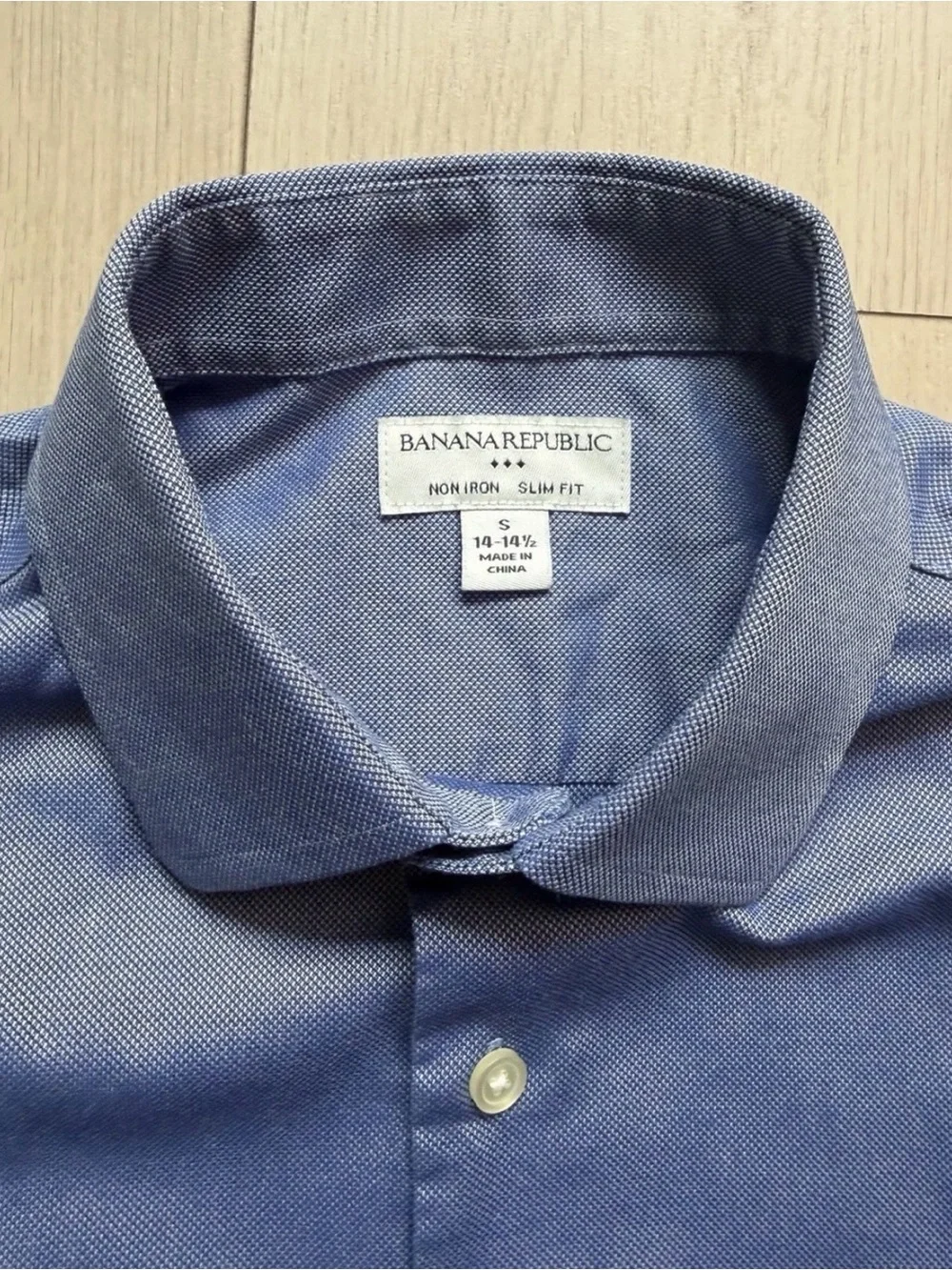 Banana Republic Men's Blue Long-Sleeve Dress Shirt